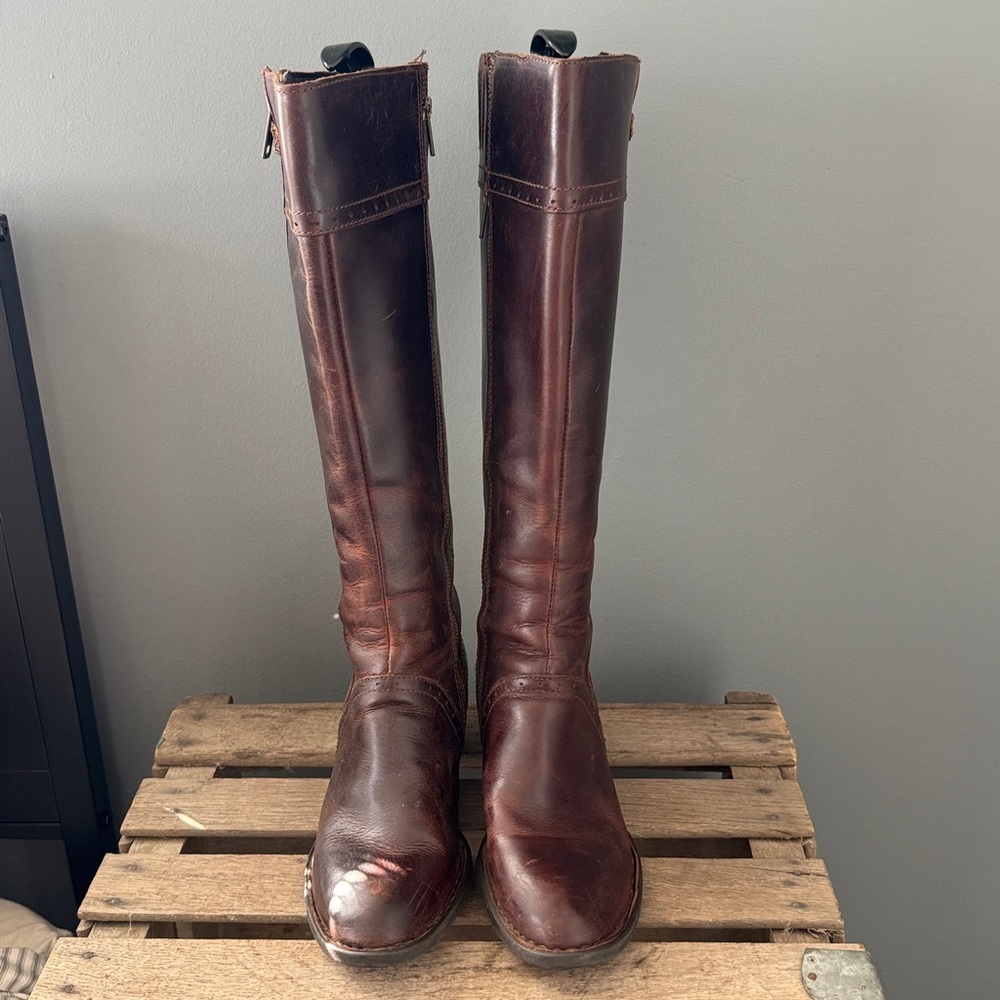 Born Poly Tall Heeled Distressed‎ Riding Boots 7.5 - Picture 5 of 12